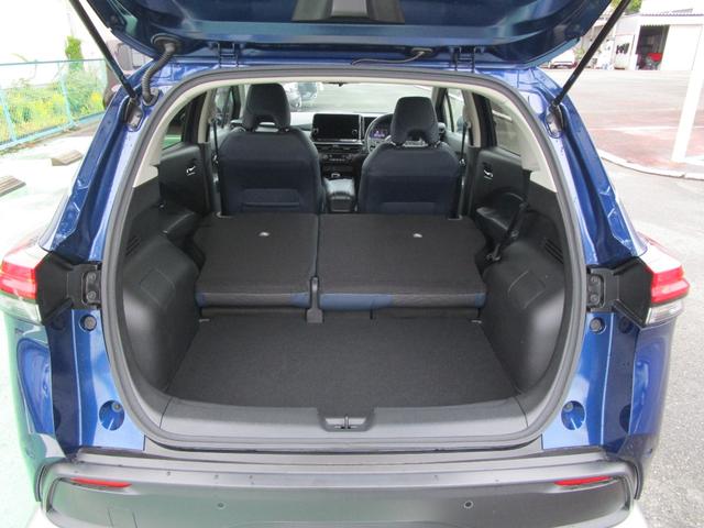 ノート AUTECH 全方位 衝突被害軽減装置 レーンキープ 寒冷地仕様 点検記録簿 LEDヘッド サイドカーテンエアバック インテリジェントキー ETC エアバッグ ナビ・TV メモリーナビ アルミホイール ワンセグ(28枚目)