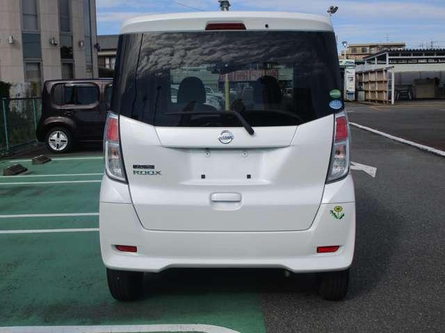 デイズルークス ６６０Ｓ　エマージェンシーブレーキレス　レンタカーＵＰ　バックカメラ　ドラレコ　メンテナンスノート　ナビＴＶ　パワーウインドウ　ＥＴＣ　キ－レス　メモリーナビ　運転席助手席エアバッグ　ＡＢＳ　ドラレコ　運転席エアバッグ　パワーステアリング　エアコン　ワンセグ（7枚目）