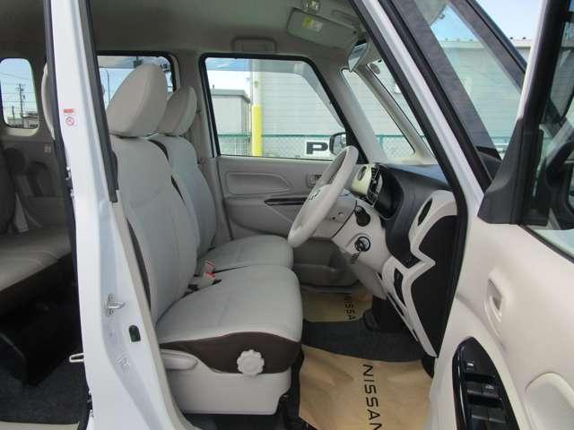 デイズルークス ６６０Ｓ　エマージェンシーブレーキレス　レンタカーＵＰ　バックカメラ　ドラレコ　メンテナンスノート　ナビＴＶ　パワーウインドウ　ＥＴＣ　キ－レス　メモリーナビ　運転席助手席エアバッグ　ＡＢＳ　ドラレコ　運転席エアバッグ　パワーステアリング　エアコン　ワンセグ（9枚目）