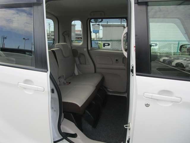 デイズルークス ６６０Ｓ　エマージェンシーブレーキレス　レンタカーＵＰ　バックカメラ　ドラレコ　メンテナンスノート　ナビＴＶ　パワーウインドウ　ＥＴＣ　キ－レス　メモリーナビ　運転席助手席エアバッグ　ＡＢＳ　ドラレコ　運転席エアバッグ　パワーステアリング　エアコン　ワンセグ（11枚目）