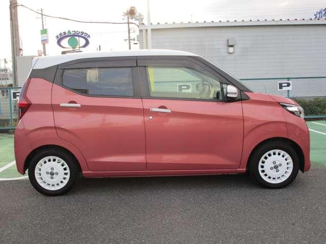 デイズ ６６０　ボレロ　レンタカーＵＰ　純正メモリーナビ　ドラレコ　全周囲モニター　メモリーナビ　ドライブレコーダー　フルオートエアコン　Ｗエアバック　アイドリングストップ　ＥＴＣ　衝突回避支援（6枚目）