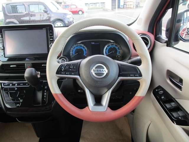 デイズ ６６０　ボレロ　レンタカーＵＰ　純正メモリーナビ　ドラレコ　全周囲モニター　メモリーナビ　ドライブレコーダー　フルオートエアコン　Ｗエアバック　アイドリングストップ　ＥＴＣ　衝突回避支援（13枚目）