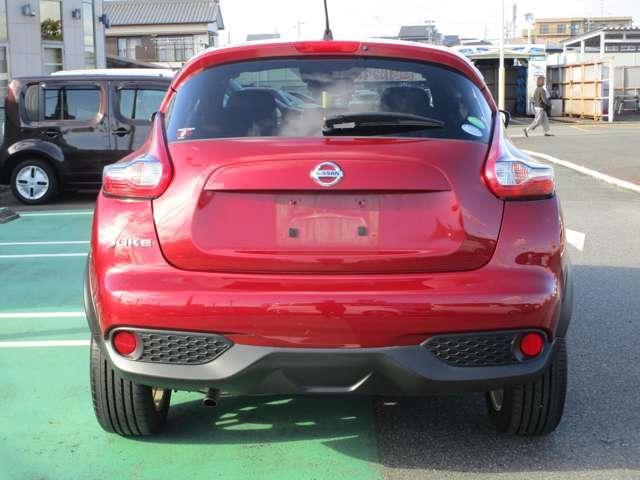 ジューク １．５　１５ＲＸ　Ｖセレクション　ＡＵＴＯエアコン　車線逸脱警報システム　パワーウィンドウ　スマートエントリー　ドラレコ　Ａストップ　アルミホイール　ＥＴＣ車載器　メモリーナビ　取説記録簿　ナビ＆ＴＶ　ワンセグ　ＷエアＢ　エアバッグ（7枚目）