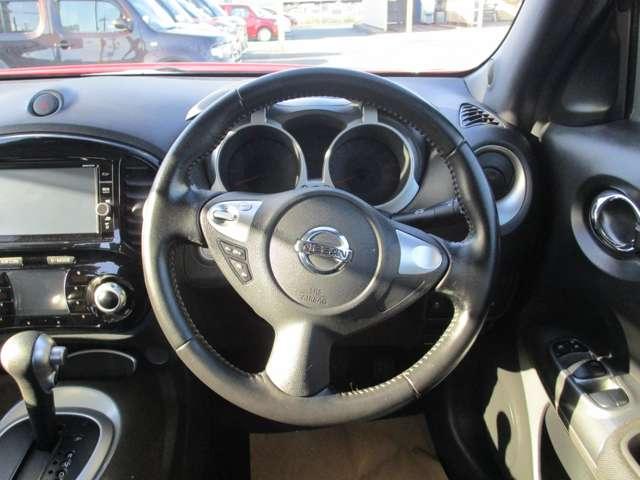 ジューク １．５　１５ＲＸ　Ｖセレクション　ＡＵＴＯエアコン　車線逸脱警報システム　パワーウィンドウ　スマートエントリー　ドラレコ　Ａストップ　アルミホイール　ＥＴＣ車載器　メモリーナビ　取説記録簿　ナビ＆ＴＶ　ワンセグ　ＷエアＢ　エアバッグ（13枚目）