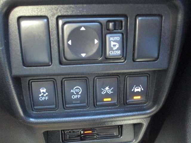 ジューク １．５　１５ＲＸ　Ｖセレクション　ＡＵＴＯエアコン　車線逸脱警報システム　パワーウィンドウ　スマートエントリー　ドラレコ　Ａストップ　アルミホイール　ＥＴＣ車載器　メモリーナビ　取説記録簿　ナビ＆ＴＶ　ワンセグ　ＷエアＢ　エアバッグ（16枚目）