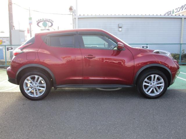 ジューク １．５　１５ＲＸ　Ｖセレクション　ＡＵＴＯエアコン　車線逸脱警報システム　パワーウィンドウ　スマートエントリー　ドラレコ　Ａストップ　アルミホイール　ＥＴＣ車載器　メモリーナビ　取説記録簿　ナビ＆ＴＶ　ワンセグ　ＷエアＢ　エアバッグ（24枚目）