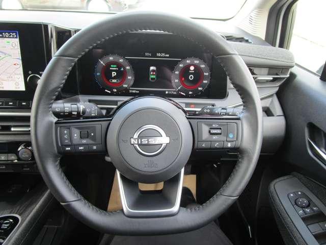 オーラ １．２　Ｇ　自動（被害軽減）ブレーキ　ＬＥＤ　ＬＫＡ　アルミホイール　インテリジェントキー　パワーウィンドウ　フルオートエアコン　キーレスエントリー　メモリーナビ　ナビＴＶ　記録簿　パワーステアリング　エアバッグ（12枚目）