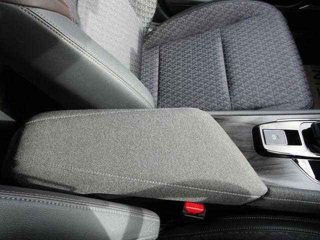 オーラ １．２　Ｇ　自動（被害軽減）ブレーキ　ＬＥＤ　ＬＫＡ　アルミホイール　インテリジェントキー　パワーウィンドウ　フルオートエアコン　キーレスエントリー　メモリーナビ　ナビＴＶ　記録簿　パワーステアリング　エアバッグ（30枚目）