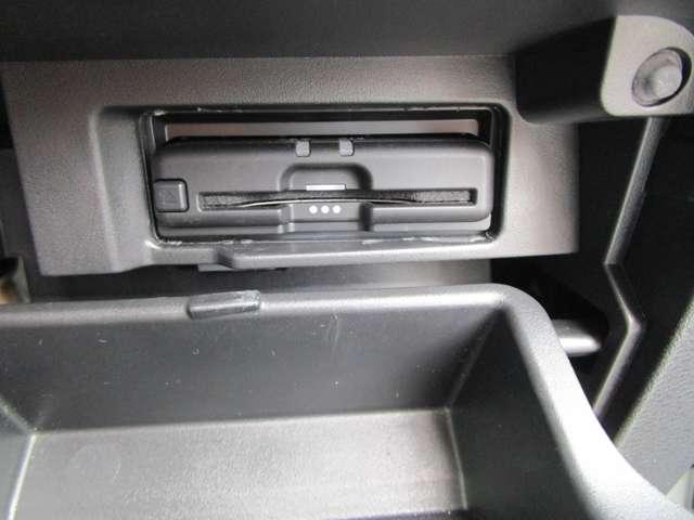 セレナ １．２　ｅ－ＰＯＷＥＲ　ハイウェイスターＶ　３６０°カメラ　エマジェンシーブレーキ　スマキー　ＬＥＤ　レーンアシスト　点検記録簿付　ＥＴＣ　ドラレコ　サイドカーテンエアバック　フルオートエアコン　アルミホイール　エアバック　メモリーナビ　ＡＢＳ（15枚目）