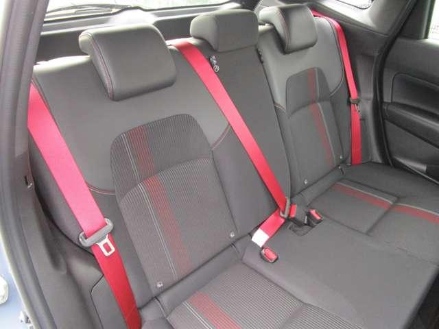 オーラ １．２　ＮＩＳＭＯ　エマブレ　ＥＴＣ　車線逸脱警報　ワンセグ　キーフリーシステム　ダブルエアバック　定期点検記録簿　アルミホイール　運転席エアバッグ　メモリーナビ　ナビＴＶ　ＡＢＳ　フルオートエアコン　パワーウィンドウ（17枚目）