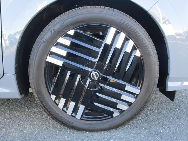 オーラ １．２　Ｇ　プロパイロット　コネクトナビ　ＥＴＣ２．０　自動（被害軽減）ブレーキ　ＬＥＤ　ＬＫＡ　アルミホイール　パワーウィンドウ　フルオートエアコン　キーレスエントリー　記録簿　パワーステアリング　エアバッグ　ＡＢＳ　アダプティブクルコン（28枚目）