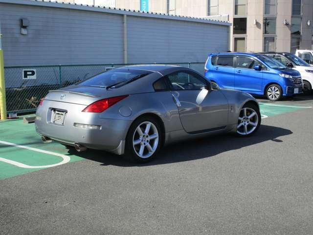 �{�f�B�J���[�̓X�p�[�N�����O�V���o�[