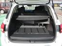 ラゲッジスペース・後部座席をたたむことで、さらに大きな荷物スペースができます。