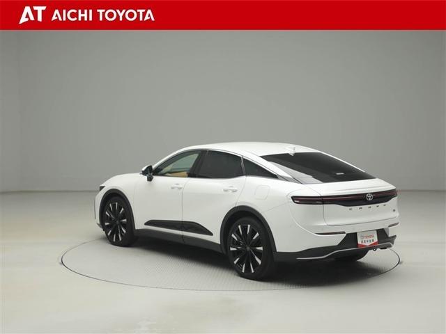 クラウンクロスオーバー ＲＳアドバンスド　１オーナー　衝突回避　オートクルーズコントロール　横滑り防止　フルセグＴＶ　パワーシート　レザーシート　ＬＥＤ　アルミホイール　ＡＣ１００Ｖ　スマートキー　ＡＢＳ　ＴＶ　フルオートエアコン　ＥＴＣ（4枚目）