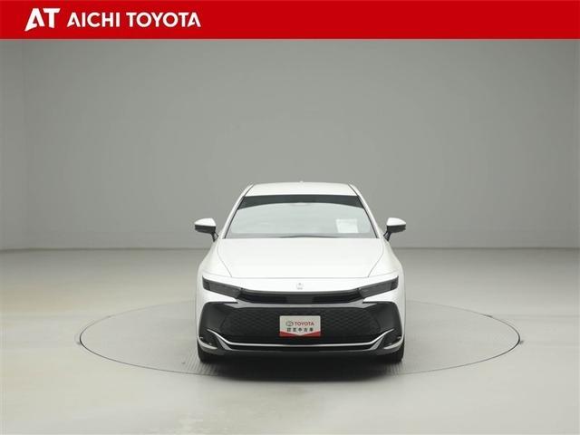 クラウンクロスオーバー ＲＳアドバンスド　１オーナー　衝突回避　オートクルーズコントロール　横滑り防止　フルセグＴＶ　パワーシート　レザーシート　ＬＥＤ　アルミホイール　ＡＣ１００Ｖ　スマートキー　ＡＢＳ　ＴＶ　フルオートエアコン　ＥＴＣ（9枚目）