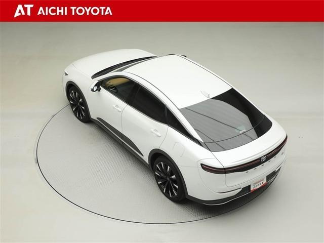 クラウンクロスオーバー ＲＳアドバンスド　１オーナー　衝突回避　オートクルーズコントロール　横滑り防止　フルセグＴＶ　パワーシート　レザーシート　ＬＥＤ　アルミホイール　ＡＣ１００Ｖ　スマートキー　ＡＢＳ　ＴＶ　フルオートエアコン　ＥＴＣ（12枚目）