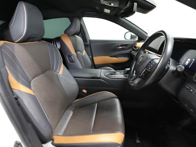 クラウンクロスオーバー ＲＳアドバンスド　１オーナー　衝突回避　オートクルーズコントロール　横滑り防止　フルセグＴＶ　パワーシート　レザーシート　ＬＥＤ　アルミホイール　ＡＣ１００Ｖ　スマートキー　ＡＢＳ　ＴＶ　フルオートエアコン　ＥＴＣ（19枚目）