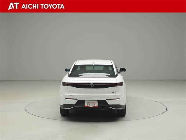 クラウンクロスオーバー Gアドバンスド 衝突軽減装置 フルセグテレビ クルコン 横滑防止装置 ドライブレコーダー LEDヘッドライト Bカメラ Pシート ETC オートエアコン AC100V電源 1オーナー AUX エアバッグ 4WD TV(5枚目)