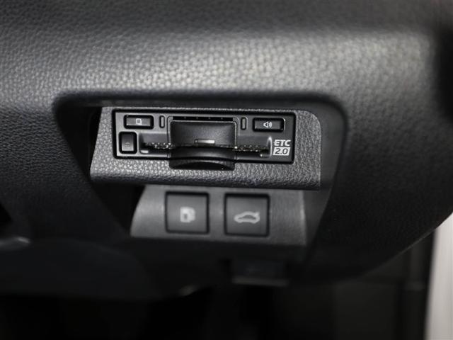 クラウンクロスオーバー Gアドバンスド 衝突軽減装置 フルセグテレビ クルコン 横滑防止装置 ドライブレコーダー LEDヘッドライト Bカメラ Pシート ETC オートエアコン AC100V電源 1オーナー AUX エアバッグ 4WD TV(26枚目)