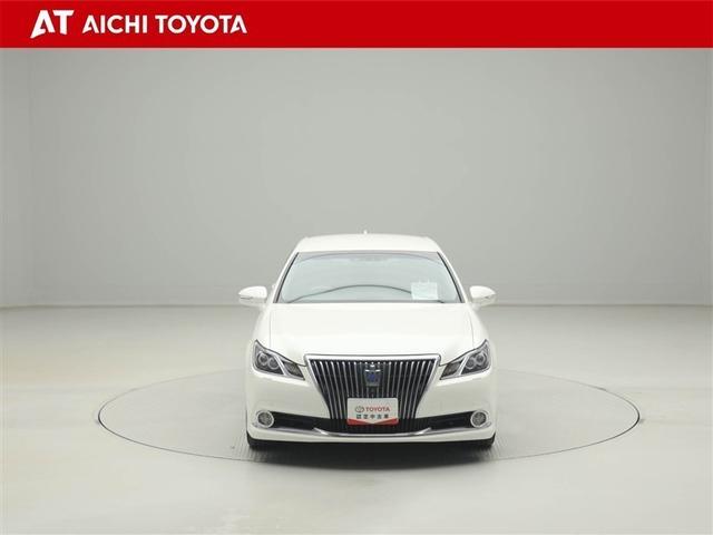 クラウンマジェスタ Ｆバージョン　衝突回避システム　Ｐシート　クルコン　ＡＵＸ　ＤＶＤ可　Ｗエアコン　ＥＴＣ車載器　Ｓキー　黒革シート　エアコン　ＬＥＤライト　盗難防止システム　キーレス　エアバッグ　ナビＴＶ　横滑防止　ＡＢＳ　１オナ（9枚目）