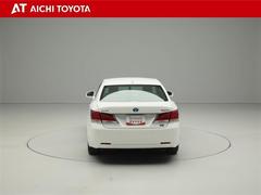 ハイブリッド車を買うならトヨタの『ＴＯＹＯＴＡ認定中古車』！保証は、初度登録年月より起算して１０年間、累計走行距離２０万キロ迄。更に、ロングラン保証が１年付で安心安全です♪ 5