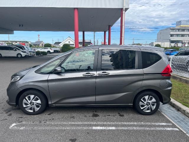 フリードハイブリッド ハイブリッド・G デモカー ドラレコ前後 メモリーナビ(4枚目)