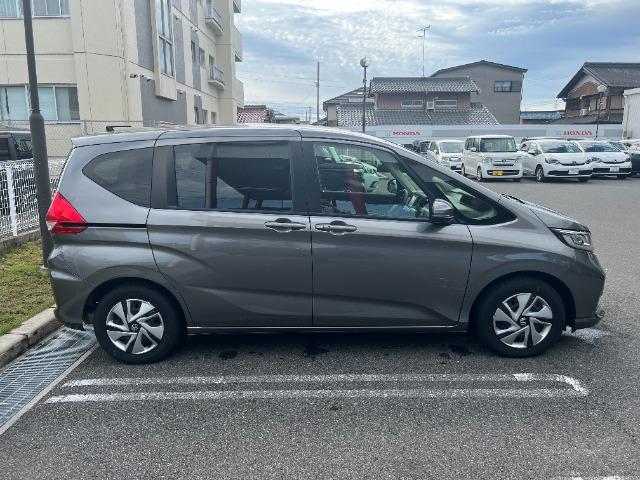 フリードハイブリッド ハイブリッド・G デモカー ドラレコ前後 メモリーナビ(8枚目)