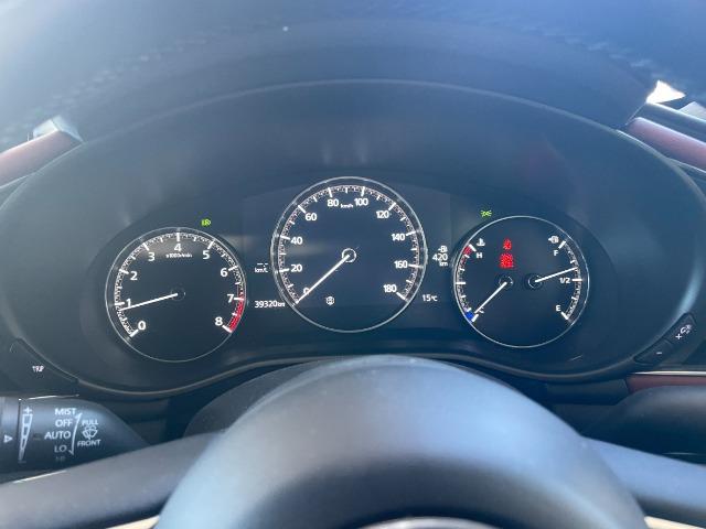 ＭＡＺＤＡ３ファストバック Ｘバーガンディ　セレクション　６ＭＴ　ワンオーナー　ＬＥＤ（8枚目）