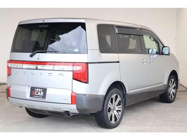 デリカD:5 G パワーパッケージ メモリーナビ 地デジTV 全方位カメラ パワートランク エコモード パワーシート ヒーター クルコン オートエアコン 4WD 3列シート キーレスエントリー ナビTV インテリキ 盗難防止装置 ターボ(3枚目)