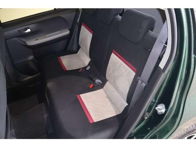 パッソ モーダ　Ｇパッケージ　メモリーナビ・フルセグＴＶ・バックカメラ　記録簿付き　横滑り防止　キーフリーシステム　スマートキー　パワーステアリング　アルミ　ＡＢＳ　イモビライザー　ＷエアＢ　パワーウインドウ　Ａストップ　エアコン（5枚目）