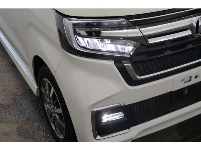 N-BOXカスタム L メモリーナビ・フルセグTV・バックカメラ 両席電動スライドドア Pソナー アルミ サイドエアバッグ ナビTV Aストップ シートヒータ ベンチシート 点検記録簿 キーフリーシステム LEDライト AC(12枚目)