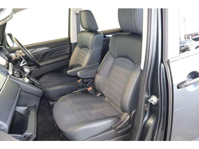 デリカＤ：５ シャモニー　レンタカーＵＰ！　１１型ナビ・バックカメラ　アイドリングＳ　アクティブクルーズコントロール　イモビ　衝突被害軽減装置　Ｂモニター　ＥＴＣ　助手席エアバッグ　地デジＴＶ　電動リアゲート　４ＷＤ　記録簿（4枚目）