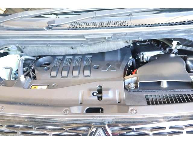 デリカＤ：５ シャモニー　レンタカーＵＰ！　１１型ナビ・バックカメラ　アイドリングＳ　アクティブクルーズコントロール　イモビ　衝突被害軽減装置　Ｂモニター　ＥＴＣ　助手席エアバッグ　地デジＴＶ　電動リアゲート　４ＷＤ　記録簿（17枚目）