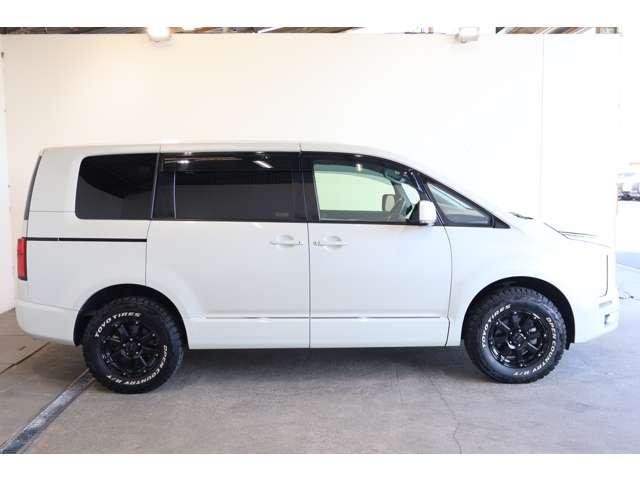 デリカD:5 G パワーパッケージ 10.1型ナビ・フルセグTV・全周囲カメラ パワートランク アラウンドビュー エコモード パワーシート ヒーター クルコン オートエアコン 4WD 3列シート キーレスエントリー ナビTV インテリキ(15枚目)