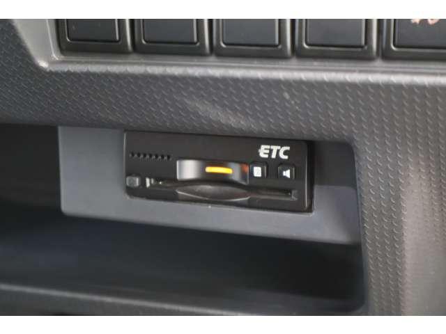 ハスラー ＪスタイルＩＩターボ　メモリーナビ・フルセグＴＶ　エアバック　ターボモデル　フルセグ地デジＴＶ　横滑防止　エアコン　パワーウィンドウ　Ｉストップ　クルーズコントロール　ナビＴＶ　盗難防止システム　スマートキー　ＡＢＳ（11枚目）