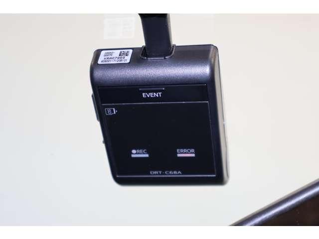 コペン ＧＲ　スポーツ　メモリーナビ・フルセグＴＶ・バックカメラ　スマートキープッシュスタート　盗難防止装置　Ａストップ　ＡＡＣ　シ－トヒ－タ－　地デジフルセグ　横滑り防止機能　メモリーナビゲーション　パワーウィンドー（10枚目）