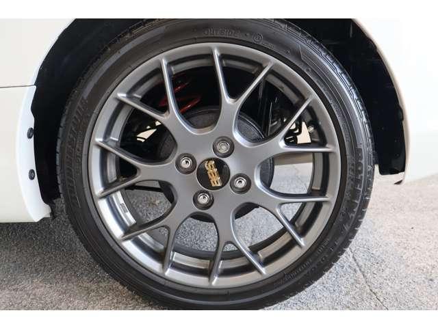 コペン ＧＲ　スポーツ　メモリーナビ・フルセグＴＶ・バックカメラ　スマートキープッシュスタート　盗難防止装置　Ａストップ　ＡＡＣ　シ－トヒ－タ－　地デジフルセグ　横滑り防止機能　メモリーナビゲーション　パワーウィンドー（12枚目）