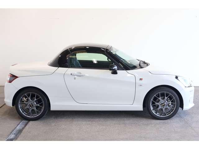 コペン ＧＲ　スポーツ　メモリーナビ・フルセグＴＶ・バックカメラ　スマートキープッシュスタート　盗難防止装置　Ａストップ　ＡＡＣ　シ－トヒ－タ－　地デジフルセグ　横滑り防止機能　メモリーナビゲーション　パワーウィンドー（14枚目）