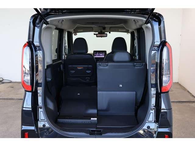 デリカミニ Ｔ　プレミアム　９型ナビ・フルセグＴＶ・全周囲カメラ　衝突軽減装置　ターボエンジン　禁煙　ワンオーナー車　記録簿付　ナビＴＶ　寒冷地　パワステ　フルタイム４ＷＤ　エアバッグ　ＬＥＤヘッド　ＥＳＣ　サイドカメラ　ＥＴＣ（6枚目）