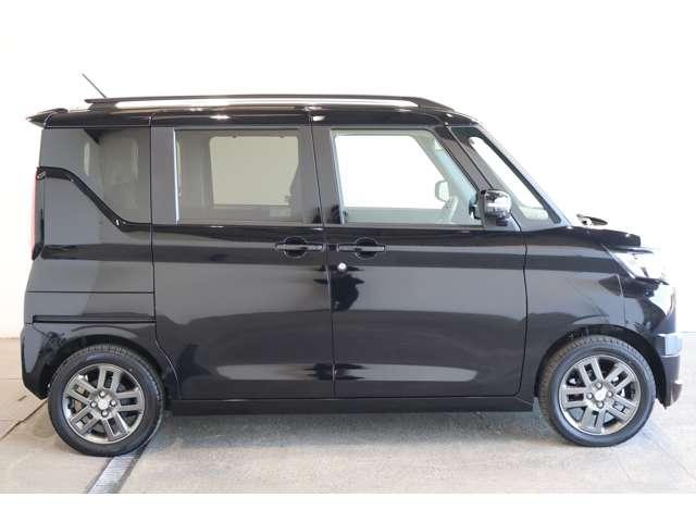 デリカミニ Ｔ　プレミアム　９型ナビ・フルセグＴＶ・全周囲カメラ　衝突軽減装置　ターボエンジン　禁煙　ワンオーナー車　記録簿付　ナビＴＶ　寒冷地　パワステ　フルタイム４ＷＤ　エアバッグ　ＬＥＤヘッド　ＥＳＣ　サイドカメラ　ＥＴＣ（15枚目）