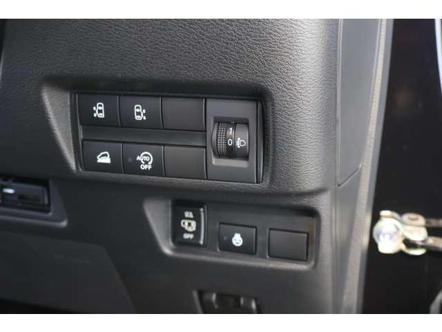 デリカミニ Ｇ　プレミアム　９型ナビ・フルセグＴＶ・全周囲カメラ　１オーナー　ＬＥＤ　Ａクルコン　シートヒーター　ＥＴＣ　ベンチシート　エアコン　コーナーセンサー　パワステ　アルミホイール　キーレスエントリー　エアバッグ　禁煙車（11枚目）