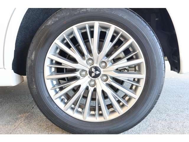 �{�f�B�f�U�C���Ƀ}�b�`���������A���~�z�C�[���B�������͑��������