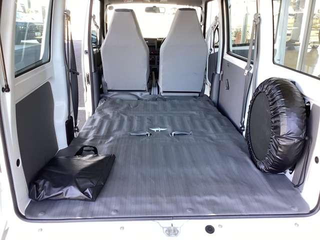 ミニキャブ・ミーブ ＣＤ　１６．０ｋｗｈ　４シーター　シートヒーター・パワステ　両側スライド　ワンオーナー車　禁煙　パワーステアリング　シートヒーター　横滑り防止　寒冷地仕様　エアコン　助手席エアバッグ　ＡＢＳ　エアバック　前席パワーウインドウ（7枚目）