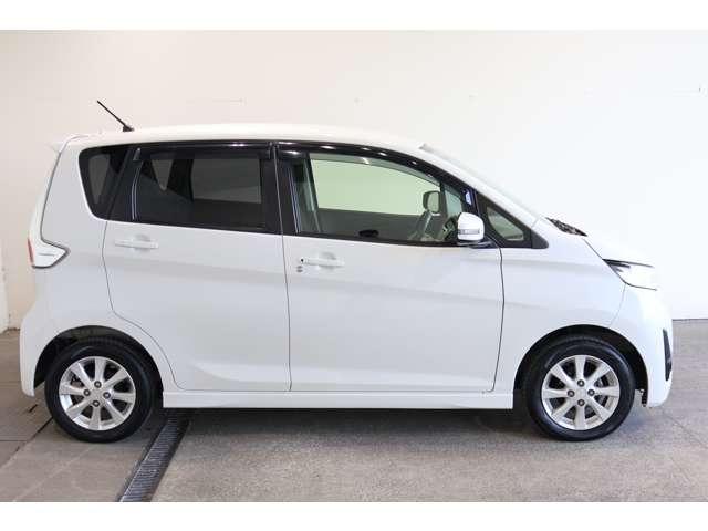 eKカスタム G メモリーナビ・フルセグTV・バックカメラ オ-トエアコン スマ-トキ- ナビ・TV Bカメラ キーレスキー メモリーナビ ベンチ 地デジTV アイドルストップ DVD PW ABS 記録簿 パワステ(15枚目)