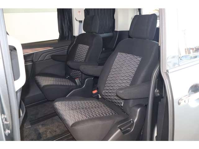 �E�H�[�N�X���[�̉\�ȃL���v�e���V�[�g�łR��ڂ܂ŃX���[�Y�ɏ�荞�߂܂����L���v�e���V�[�g�͔�s�@�̃t�@�[�X�g�N���X���C���[�W���Ă��܂����Ȃ����Ă���V�[�g�����ɂ����ł����