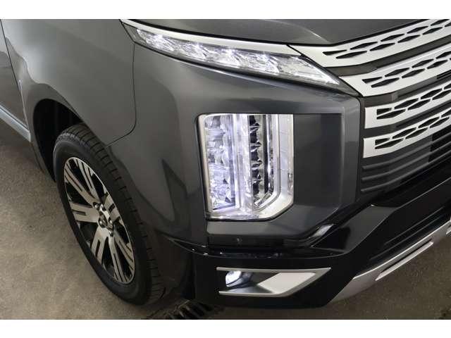 デリカＤ：５ Ｇ　パワーパッケージ　メモリーナビ・フルセグＴＶ・全周囲カメラ　地デジ　アイスト　アルミ　アクティブクルーズコントロール　シートヒーター　パワーシート　横滑り防止　オートエアコン　キーレスエントリー　３列シート　ナビＴＶ（12枚目）