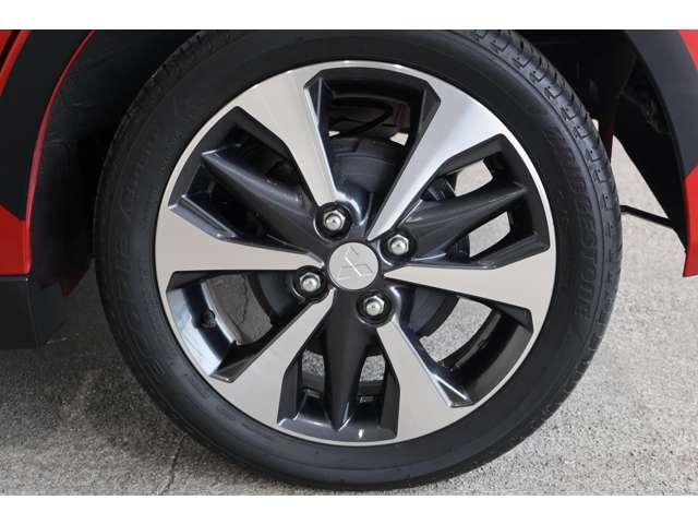 �{�f�B�f�U�C���Ƀ}�b�`���������A���~�z�C�[���B�������͑��������