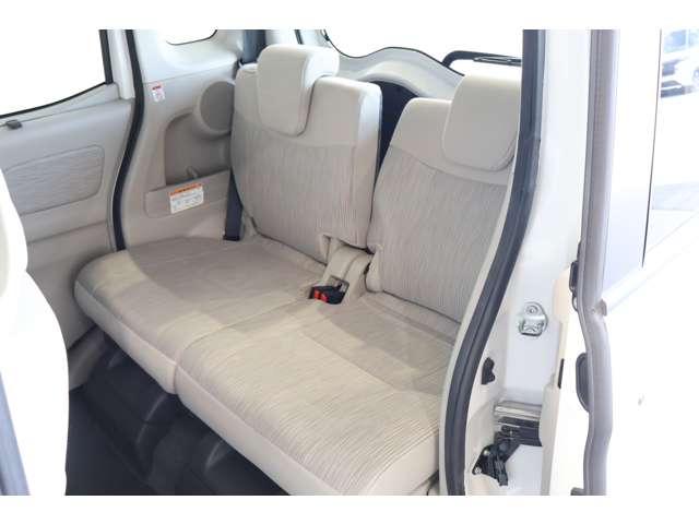 ｅＫスペース Ｇ　ｅ－アシスト　メモリーナビ・フルセグＴＶ・バックカメラ　アイドリングＳ　フルセグテレビ　メモリナビ　Ｒカメ　パワーウインドウ　インテリキー　サイドエアバッグ　ＴＶナビ　横滑り防止機能　ベンチシート　Ｗエアバック（5枚目）