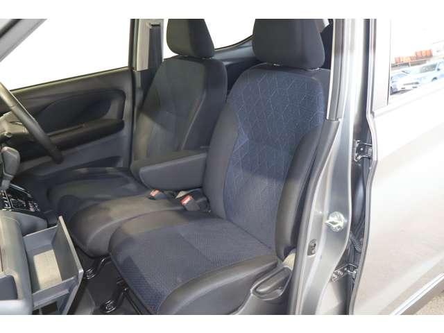 �傫�ȃx���`�V�[�g�ő������q���r������^�V�[�g�ō���S�n�͉��K�������ɂ̓A�[�����X�g���t���Ă������h���C�u��