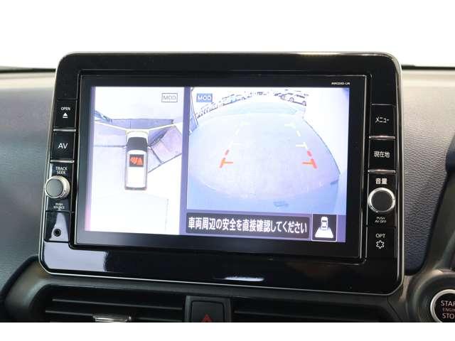 �}���`�A���E���h���j�^�[�i�S���̓J�����j�������^�ォ�猩���낵�Ă���悤�ȉf���Œ��Ԃ��T�|�[�g���܂���X�e�A�����O�K�C�h���C���\���@�\�t���I